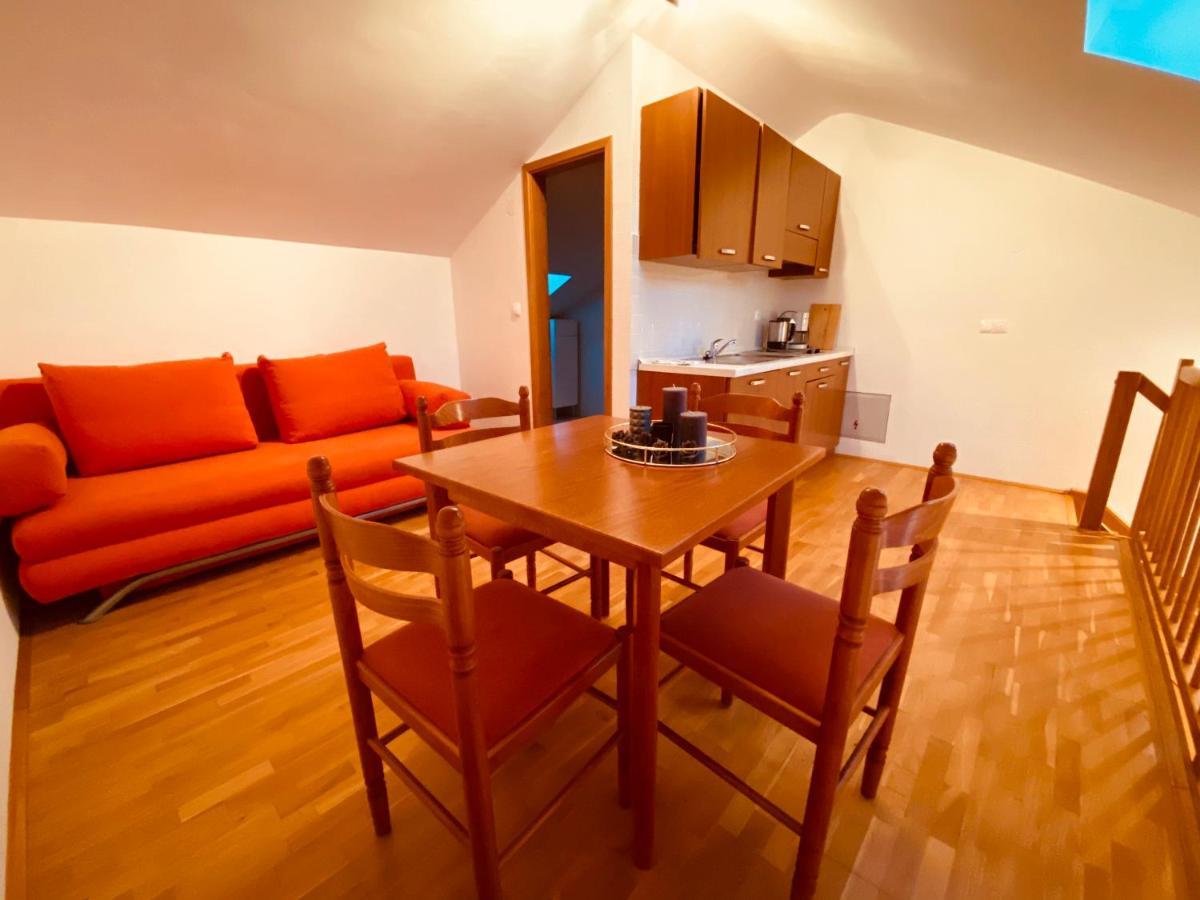 Apartments La Mer Novi Vinodolski Luaran gambar