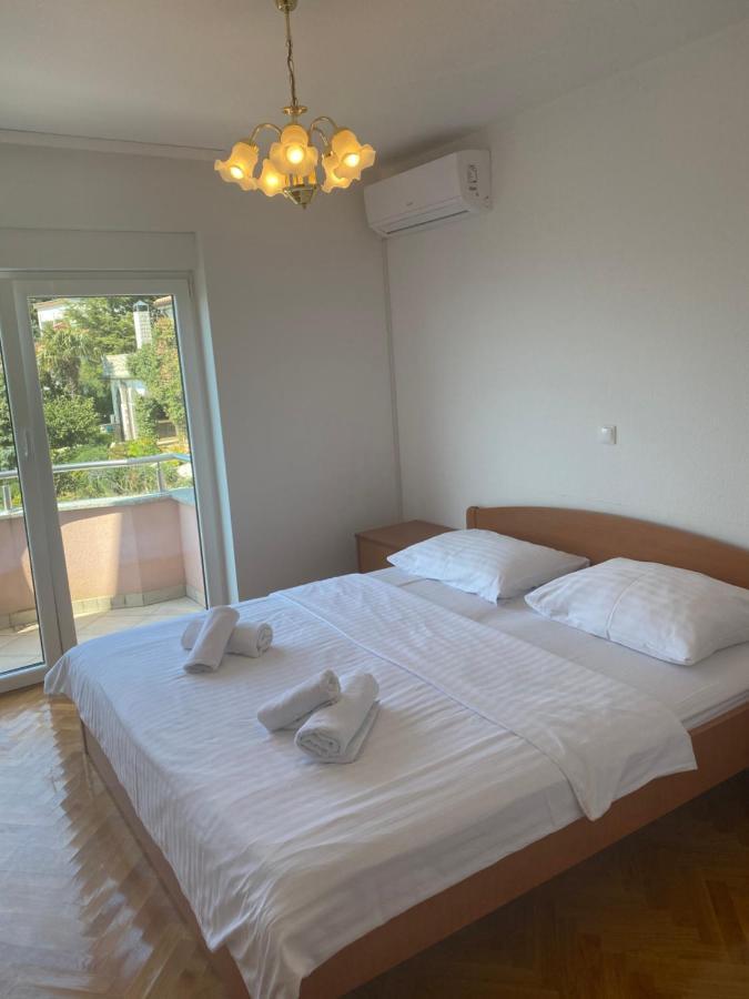 Apartments La Mer Novi Vinodolski Luaran gambar