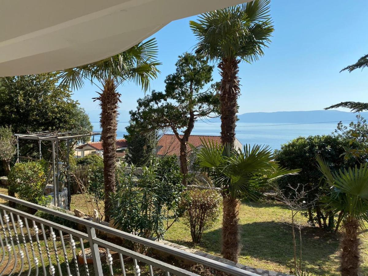 Apartments La Mer Novi Vinodolski Luaran gambar